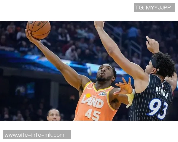 骑士官方宣布小莫布里左小腿一级拉伤预计缺席两到四周