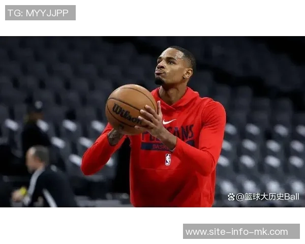 德章泰穆雷复出第三场表现出色10投6中贡献17分5篮板5助攻完美罚球4中4